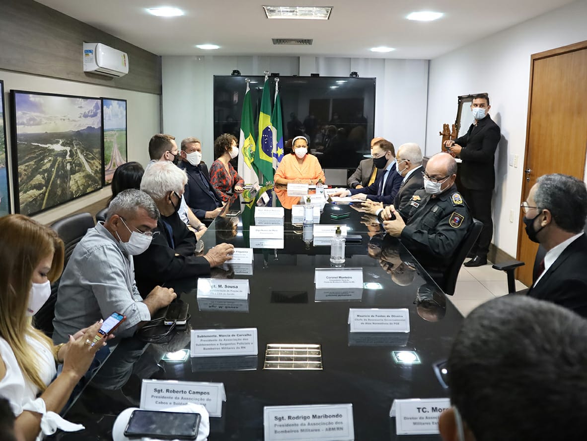 Read more about the article Projeto de Lei prevê pensão integral para mulheres de policiais e bombeiros militares do RN