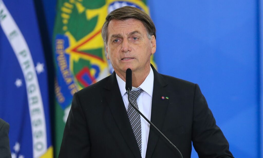 Read more about the article Bolsonaro diz que decidiu não tomar mais a vacina contra Covid-19