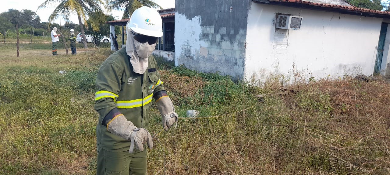 Read more about the article “OPERAÇÃO VARREDURA”: NEOENERGIA COSERN RECUPERA ENERGIA SUFICIENTE PARA ABASTECER APODI, CAICÓ, PAU DOS FERROS E JOÃO CÂMARA JUNTAS POR 30 DIAS