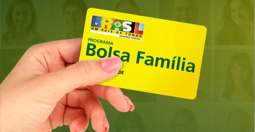 Read more about the article Bolsa Família chega ao fim em meio a incertezas sobre Auxílio Brasil