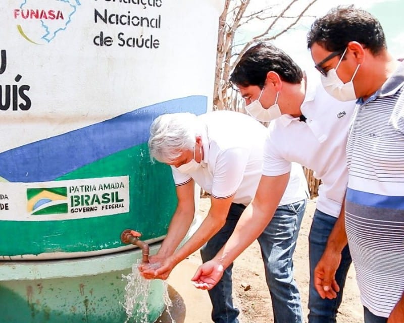 Read more about the article João Maia participa da entrega de poços tubulares e veículo no interior do Estado