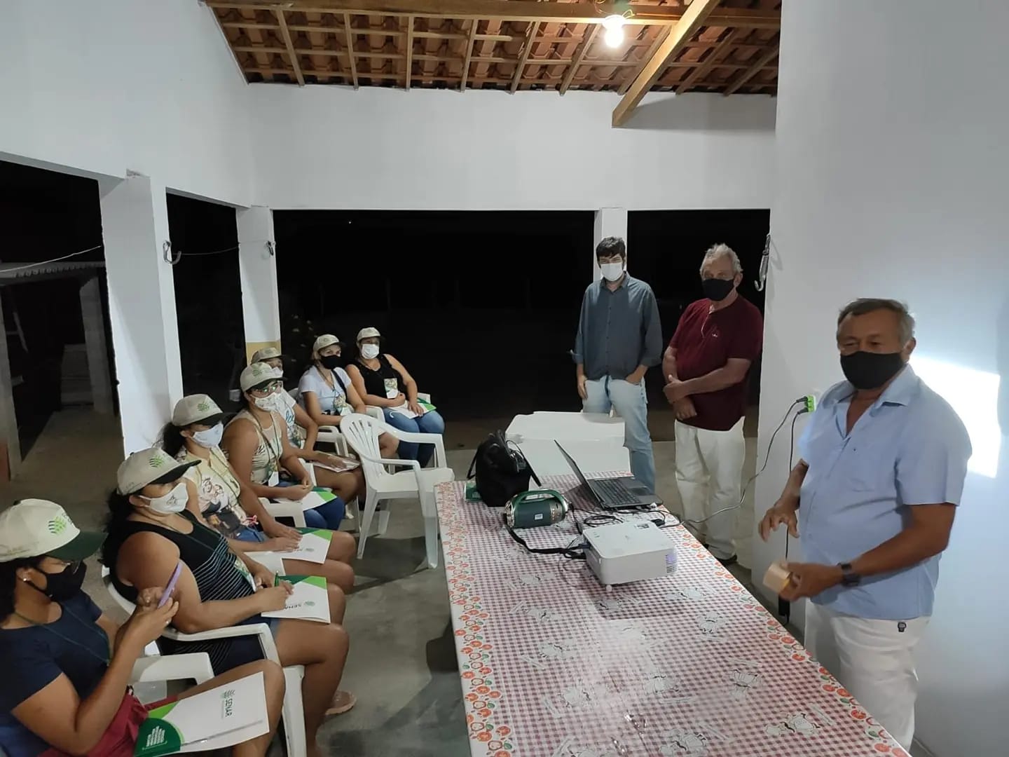 Read more about the article PREFEITURA E SENAR REALIZAM MAIS CURSO NA ZONA RURAL DE CURRAIS NOVOS