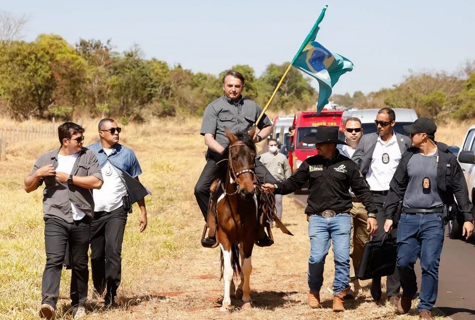 Read more about the article Bolsonaro chegará montado a cavalo para inaugurar transposição do São Francisco no RN