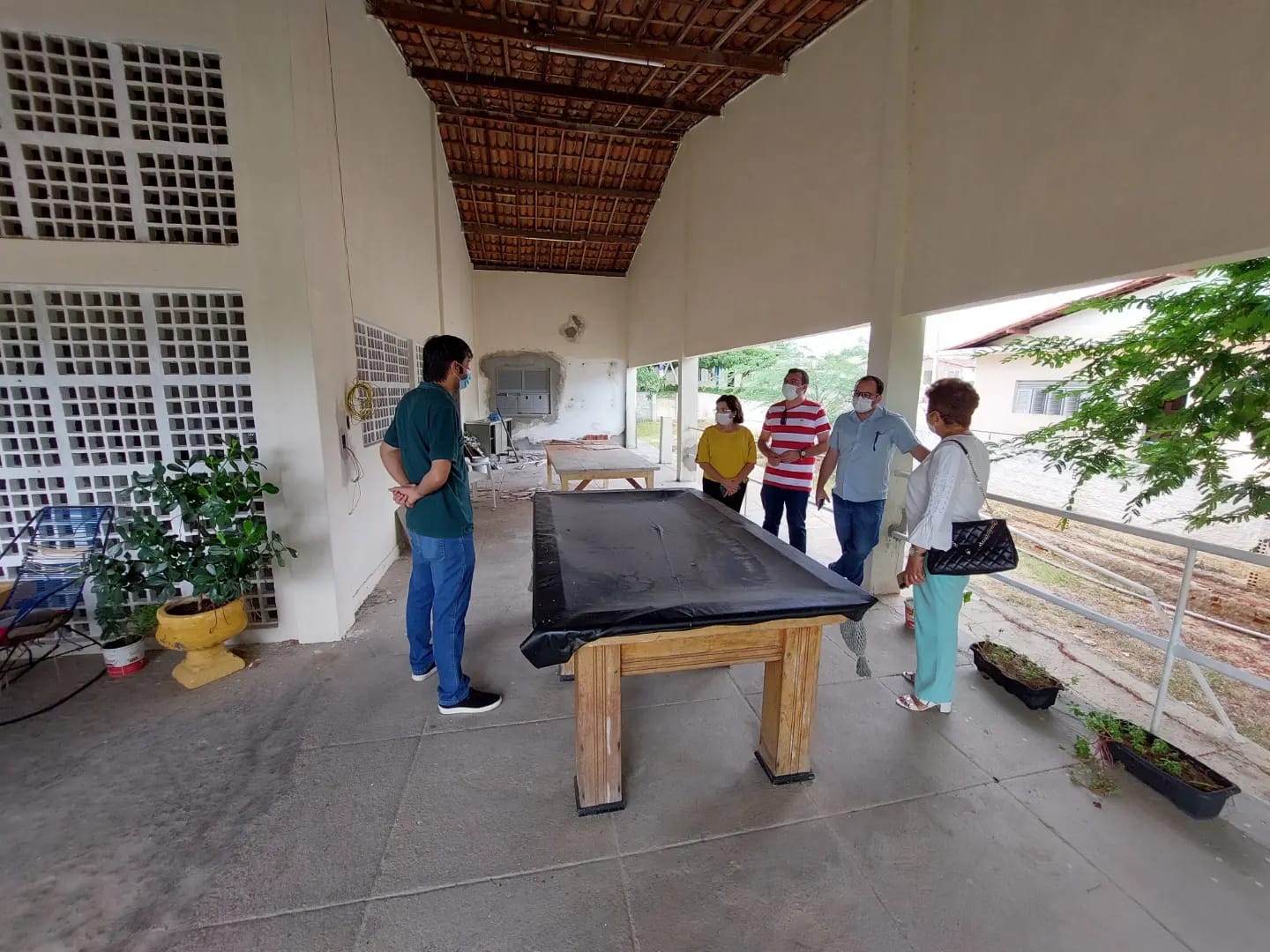 Read more about the article OBRAS DE MELHORIAS NO CENTRO DE CONVIVÊNCIA DO IDOSO ESTÃO EM RITMO ACELERADO