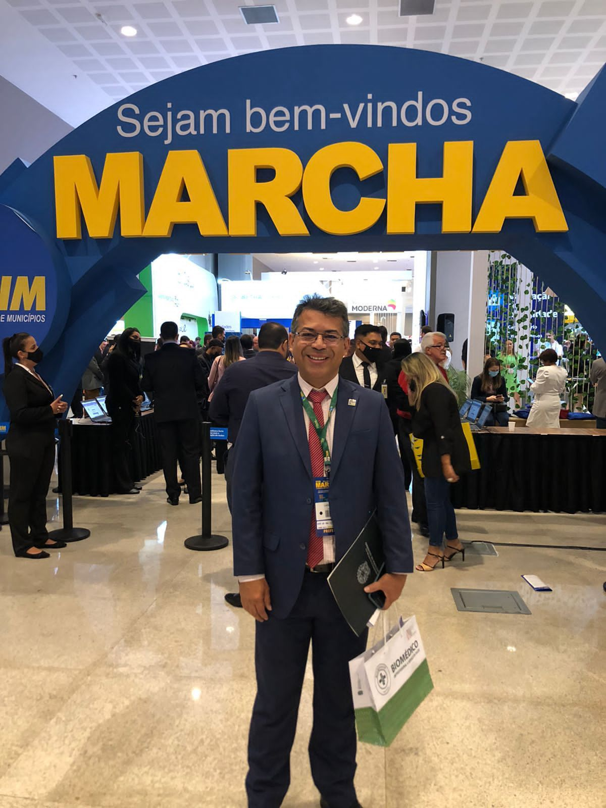 Read more about the article Prefeito Luciano Santos está em Brasília na XXIII Marcha dos Municípios