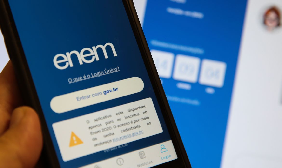 Read more about the article Enem 2022 será aplicado nos dias 13 e 20 de novembro; Datas servem para versões impressa e digital das provas