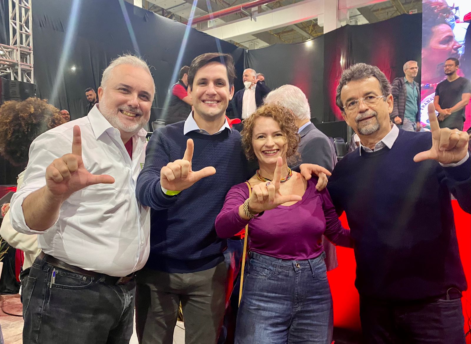 Read more about the article Senador Jean Paul , professora Fátima Bezerra  e militantes do PT/RN participam do lançamento do movimento “Vamos juntos Pelo Brasil’.