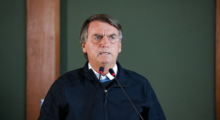 Read more about the article “Se precisar, iremos à guerra”, diz Bolsonaro sobre conflitos internos