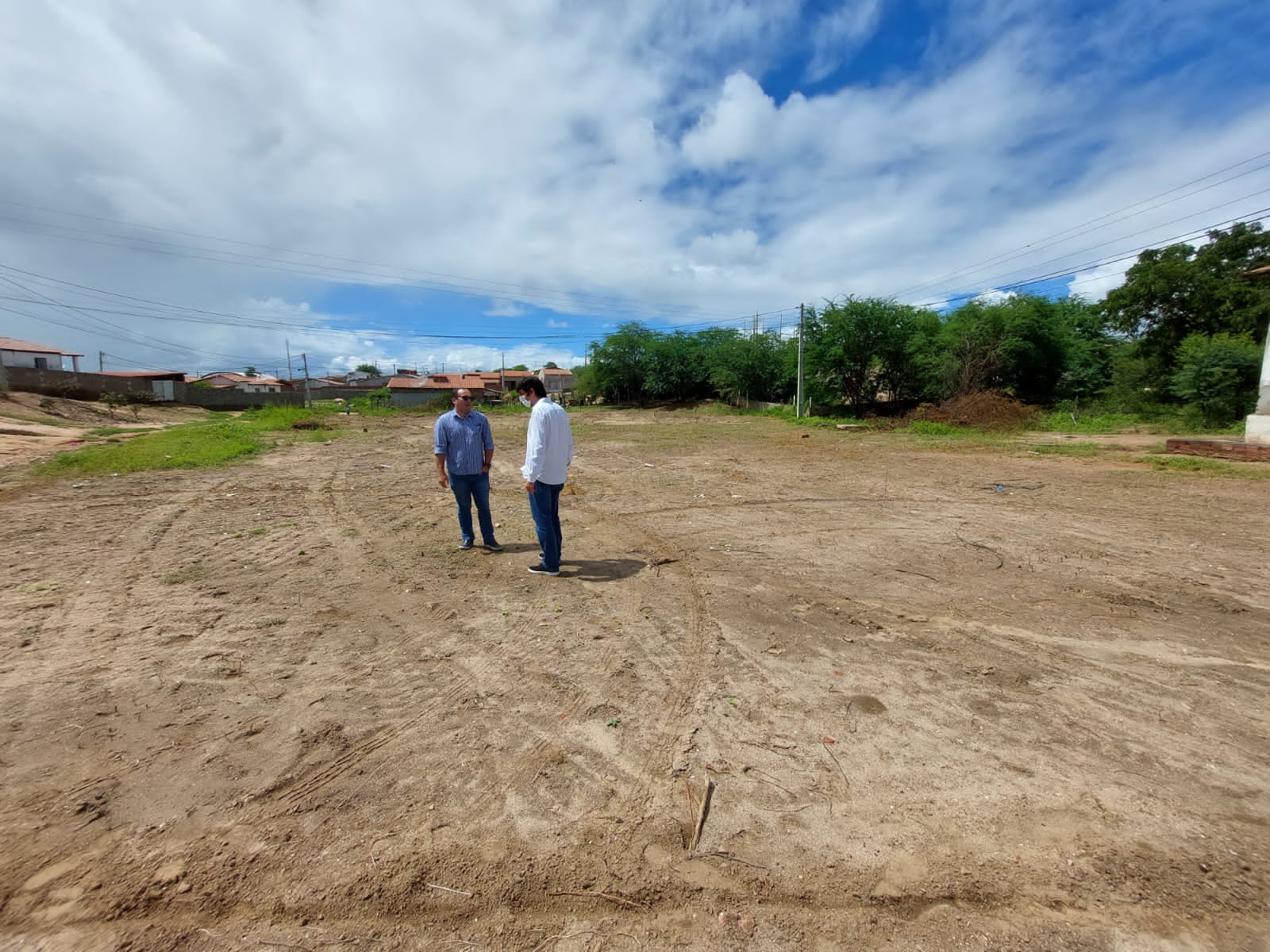 Read more about the article PRAÇA DA JUVENTUDE COM ESPAÇO ESPORTIVO DE SOCIALIZAÇÃO SERÁ CONSTRUÍDO NO CONJUNTO NINÁ SALUSTINO