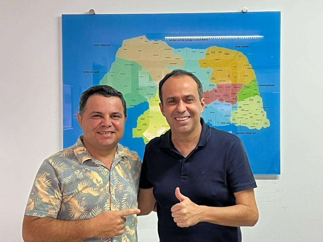 Read more about the article Pré-candidatura de Fábio Dantas recebe apoios importantes em Angicos e São Vicente