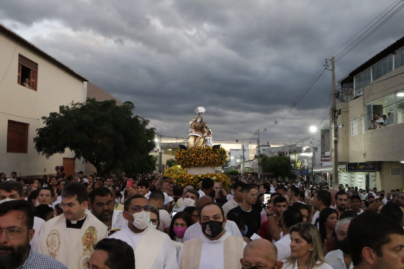 Read more about the article Em Caicó, encerramento da Festa de Sant’Ana reúne 60 mil fiéis