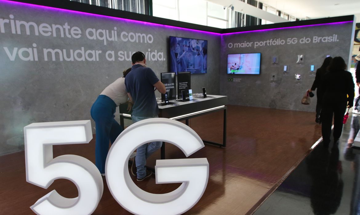 Read more about the article Sinal 5G começará a funcionar em Brasília na quarta-feira