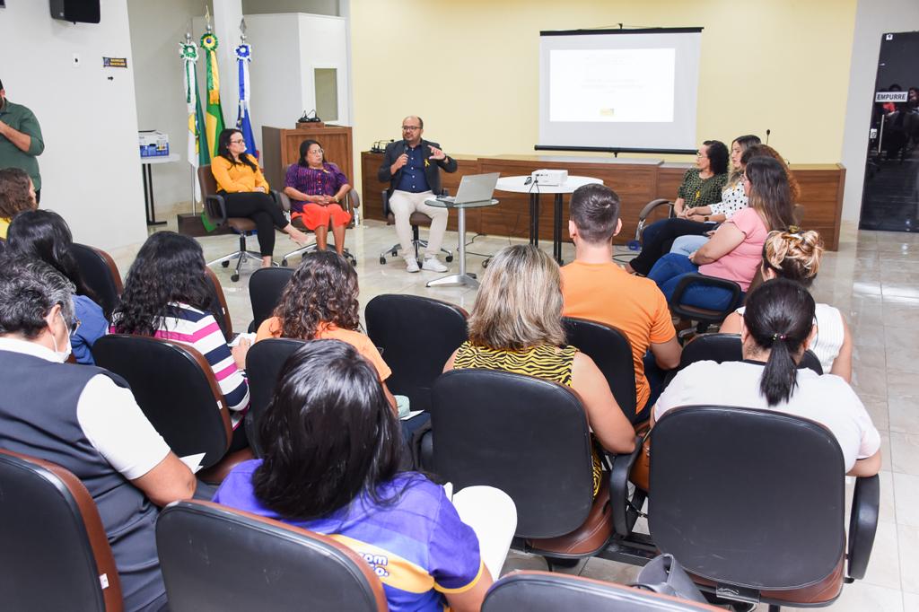 Read more about the article Preservação e valorização da vida é tema de roda de diálogo promovida pelo vereador Jorian Santos