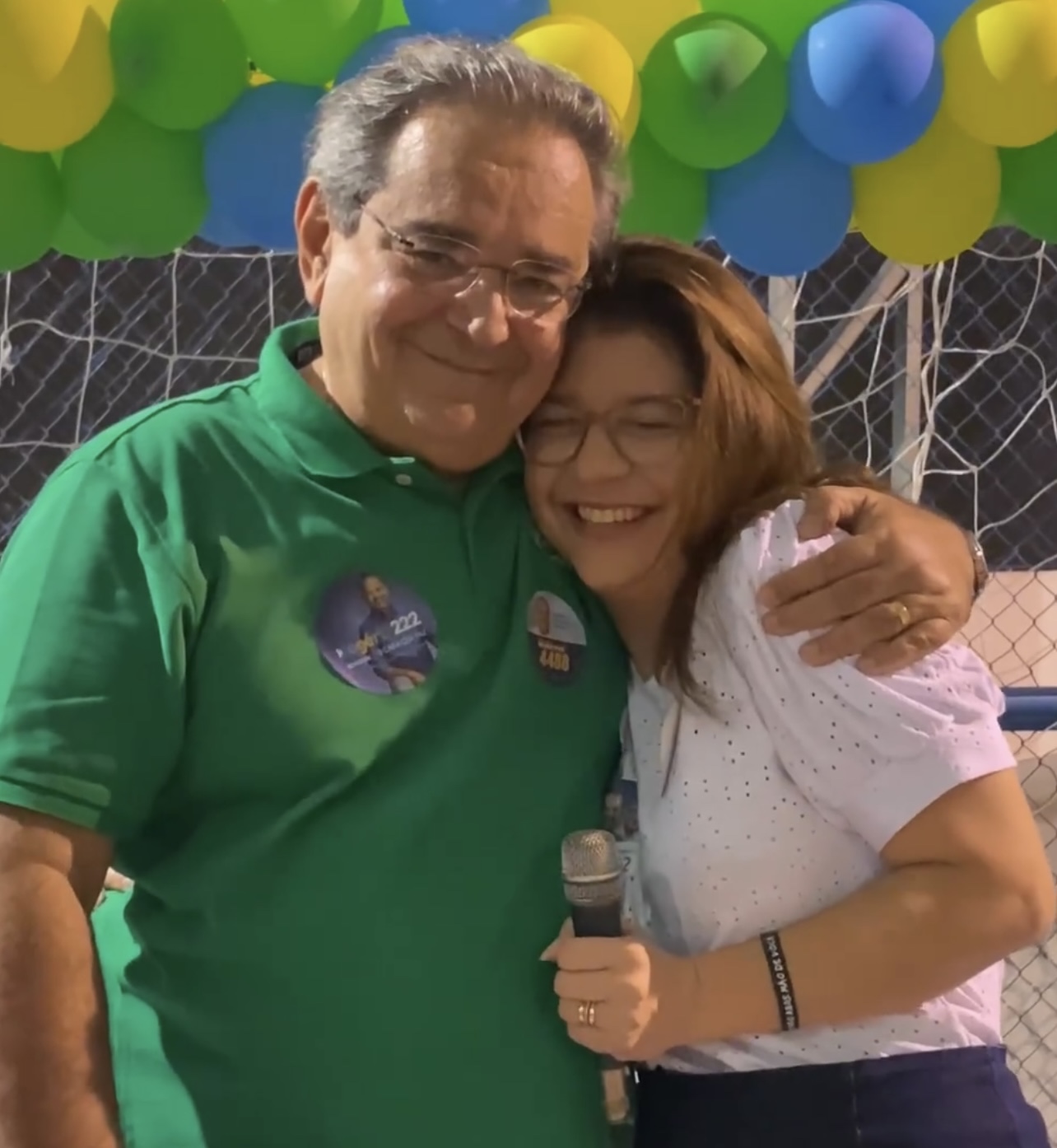 Read more about the article Álvaro Dias: Carla Dickson merece o voto do povo, ajudou muito Natal e poderá ser a deputada mais votada do Rio Grande do Norte