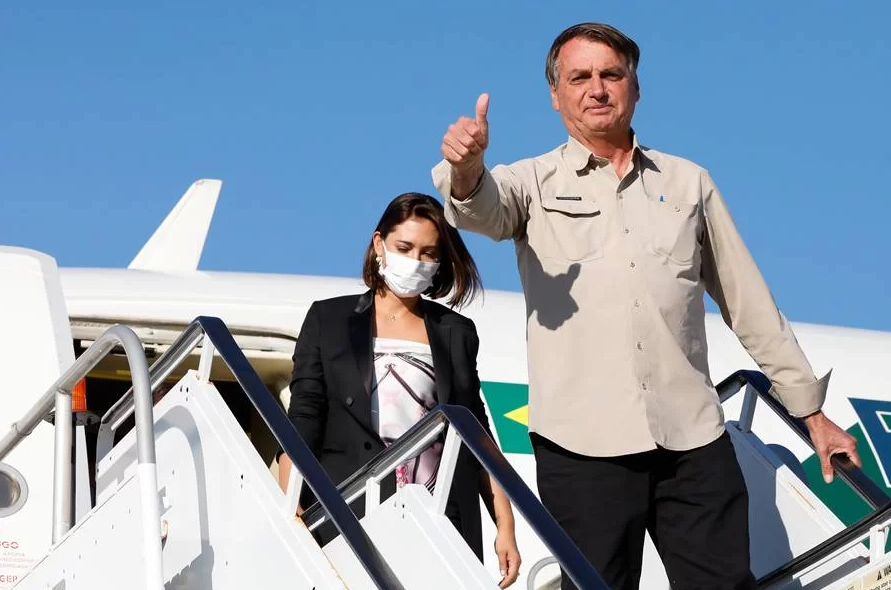 Read more about the article Após pronunciamento, Bolsonaro deixa o Brasil rumo aos EUA