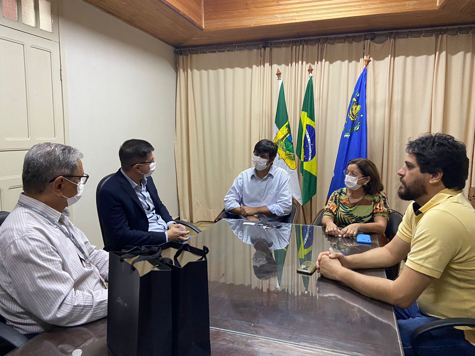 Read more about the article Prefeitura e Banco do Nordeste discutem investimentos e desenvolvimento econômico