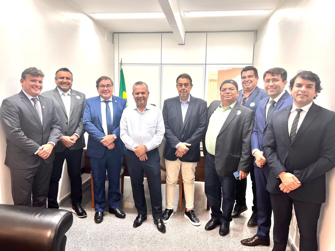 Read more about the article Prefeito Gilson Dantas cumpre agenda em Brasília e garante recursos para custeio de saúde em 2023