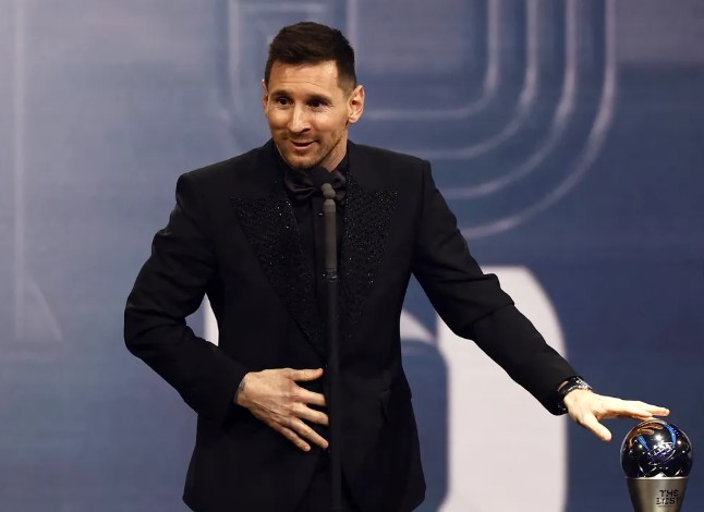 Read more about the article Lionel Messi é eleito pela 7ª vez o melhor jogador do mundo pela Fifa