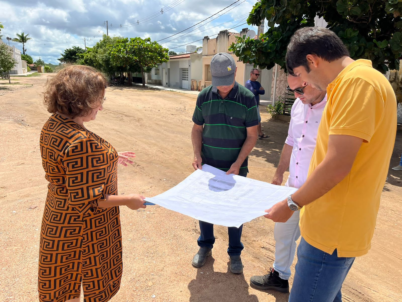 Read more about the article Prefeitura inicia construção de Praça no Distrito da Cruz