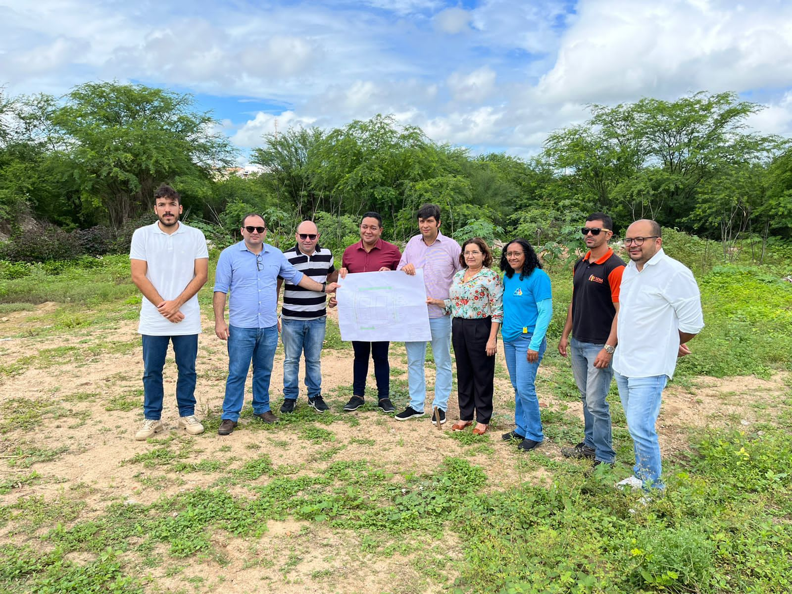 Read more about the article Prefeitura entrega pavimentação no bairro JK e iniciará construção de “Praça da Juventude” no Manoel Salustino