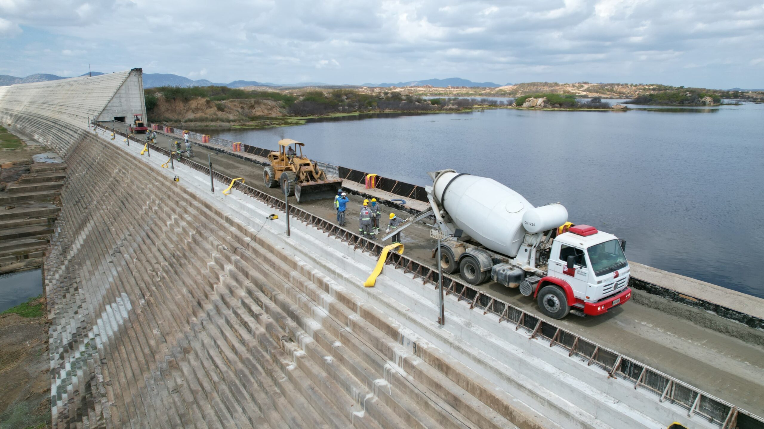 Read more about the article Governo do RN inicia etapa final de construção da Barragem Oiticica